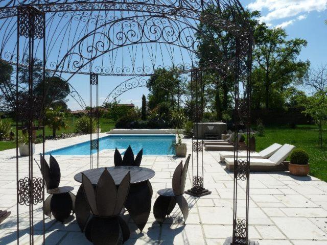 Manoir Des Chanterelles Meauzac Exterior photo